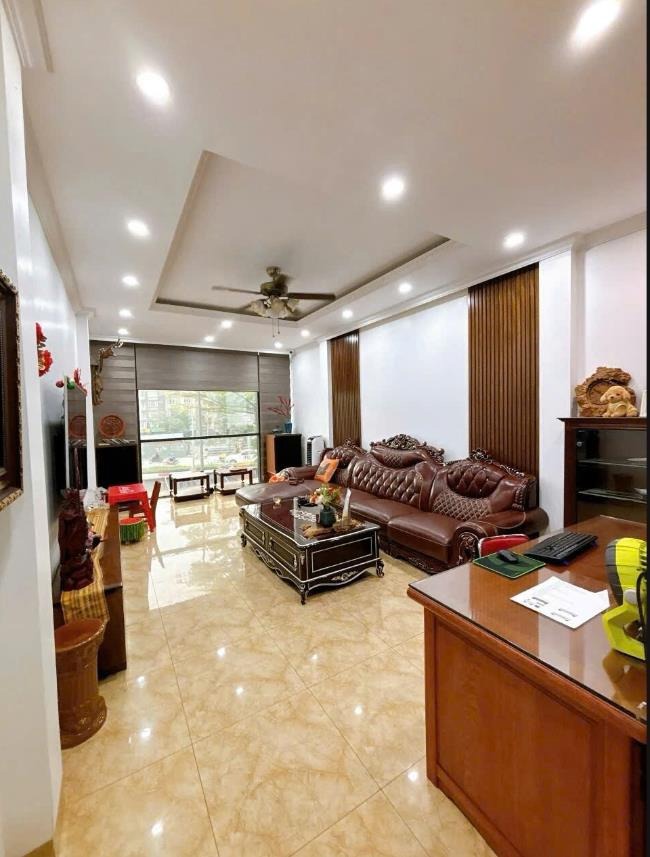 Bán Gấp Mặt Phố Đường Láng 47m2 x 7 Tầng, Kinh Doanh Đỉnh