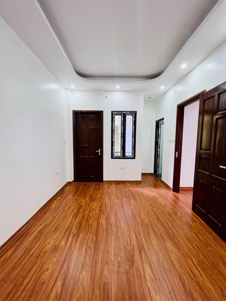 Nhà Mặt Ngõ, 5 Tầng Thang Máy, Kinh Doanh, Trần Khát Chân - 13 tỷ