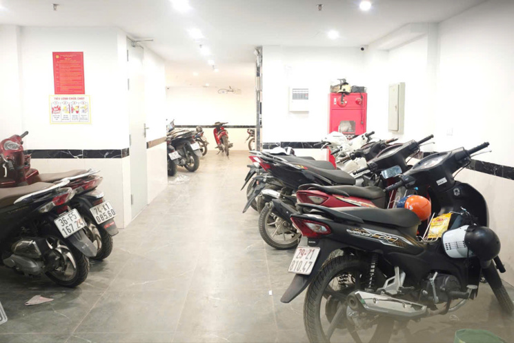 Bán CCMN Lê Đức Thọ , DT 85 M2 - 7 tầng thang máy – Doanh thu 1.2 tỷ/năm – Giá 19.8 tỷ