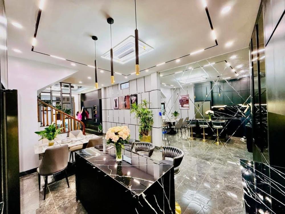 Bán Liền Kề Văn Quán, Chiến Thắng: 70m², 5 Tầng, Kinh Doanh, Ô Tô Vào Nhà