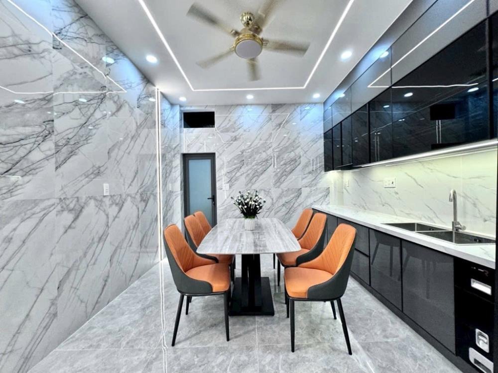 Bán nhà Tân Bình 4 Tầng 64m2 - Giá 8.48 Tỷ - Huỳnh Văn Nghệ