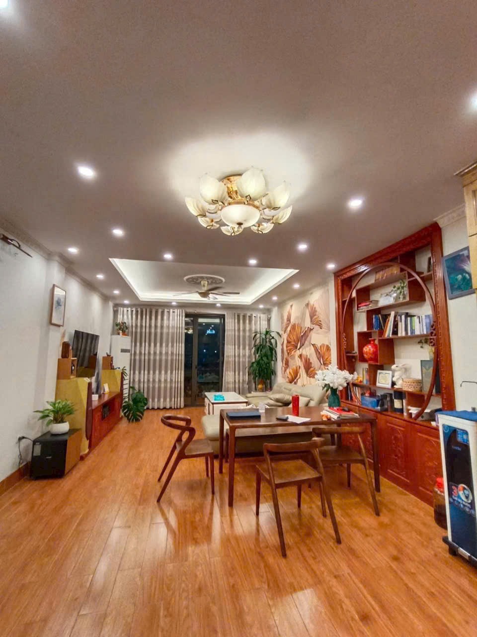 Nhà 5 Tầng Đẹp Full Công Năng, Thiết Kế Khoa Học - Trịnh Văn Bô