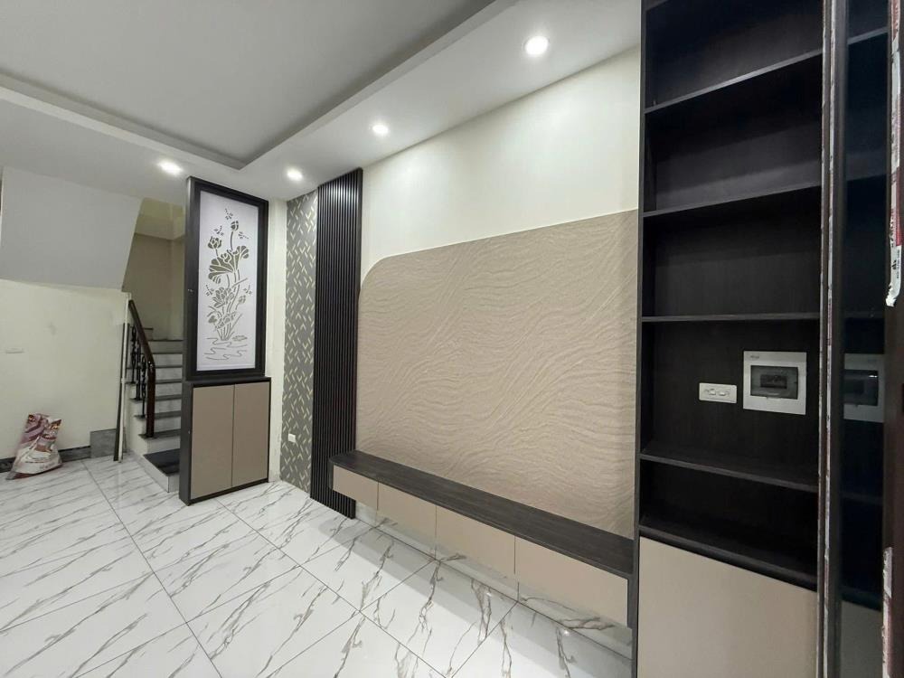 Ngõ 204 Kim Giang: Nhà Đẹp 5 Tầng, Nội Thất Xịn, 6.9 Tỷ