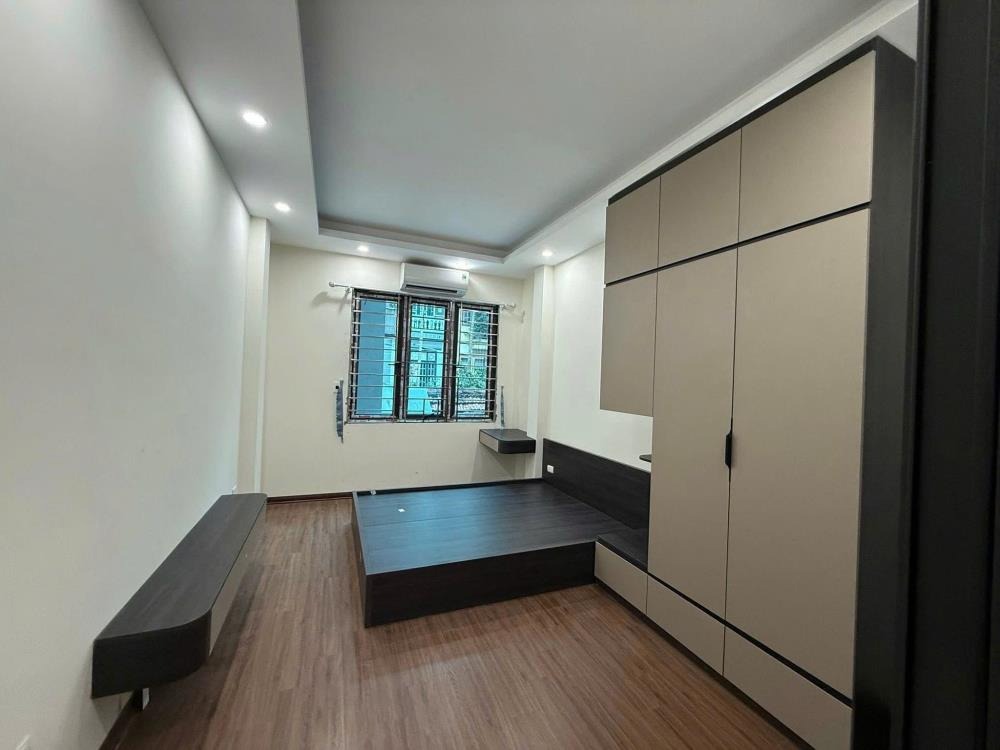 Ngõ 204 Kim Giang: Nhà Đẹp 5 Tầng, Nội Thất Xịn, 6.9 Tỷ