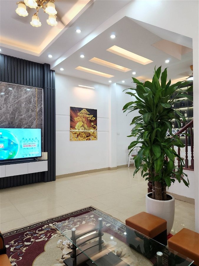 Bán nhà mặt phố Thụy Khuê 55m2, 6 tầng, 3 mặt thoáng, giá 26.89 tỷ