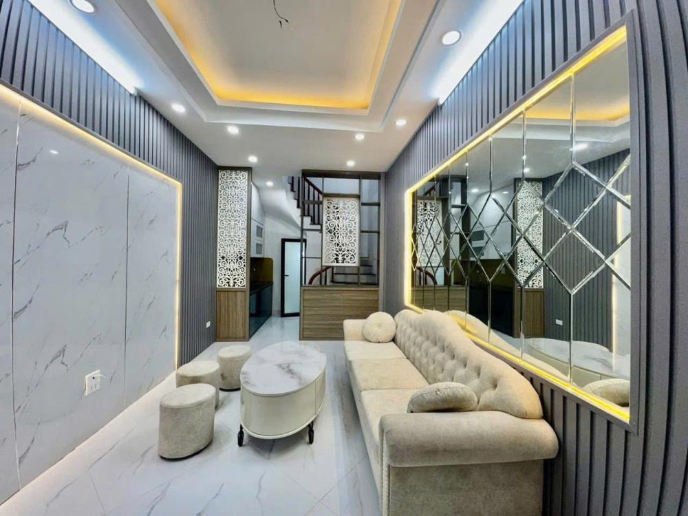 Bán nhà riêng ngõ 119 Thổ Quan, Đống Đa - 6.5 tỷ - Vị trí đẹp, thoáng đãng