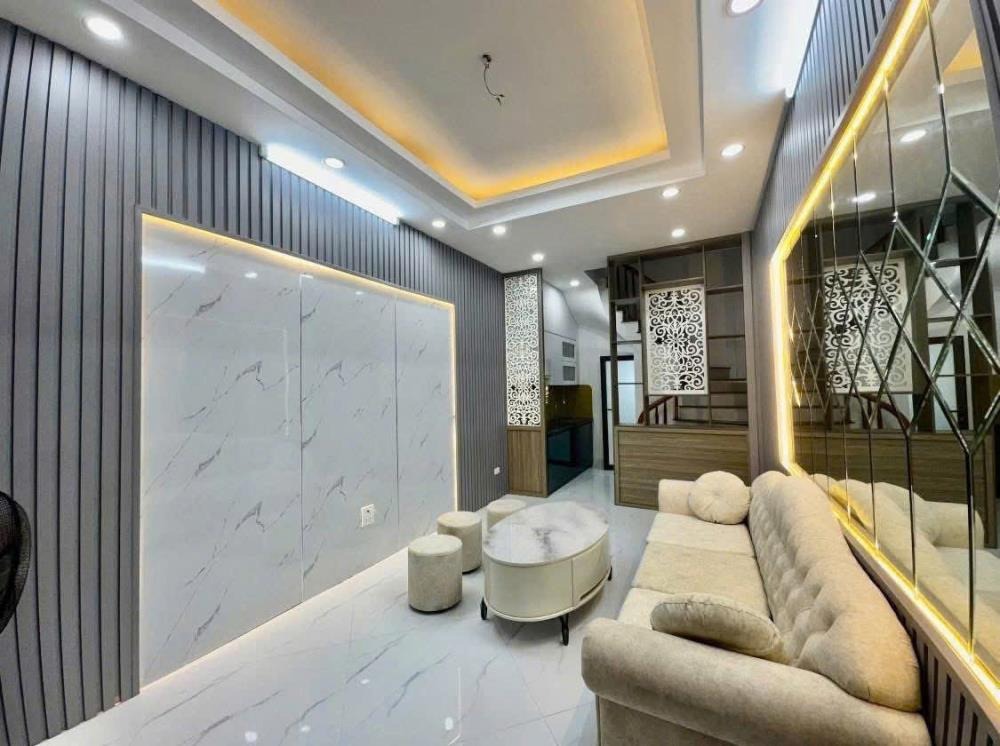 Bán nhà riêng ngõ 119 Thổ Quan, Đống Đa - 6.5 tỷ - Vị trí đẹp, thoáng đãng