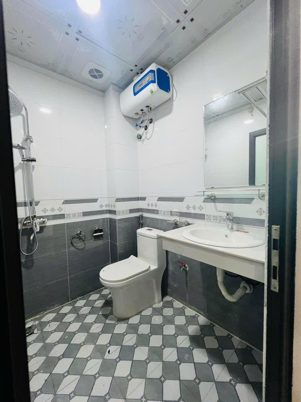 Bán Đất Lô Góc Ỷ La - Dương Nội - 100m Ra Ô Tô - Giá Tốt