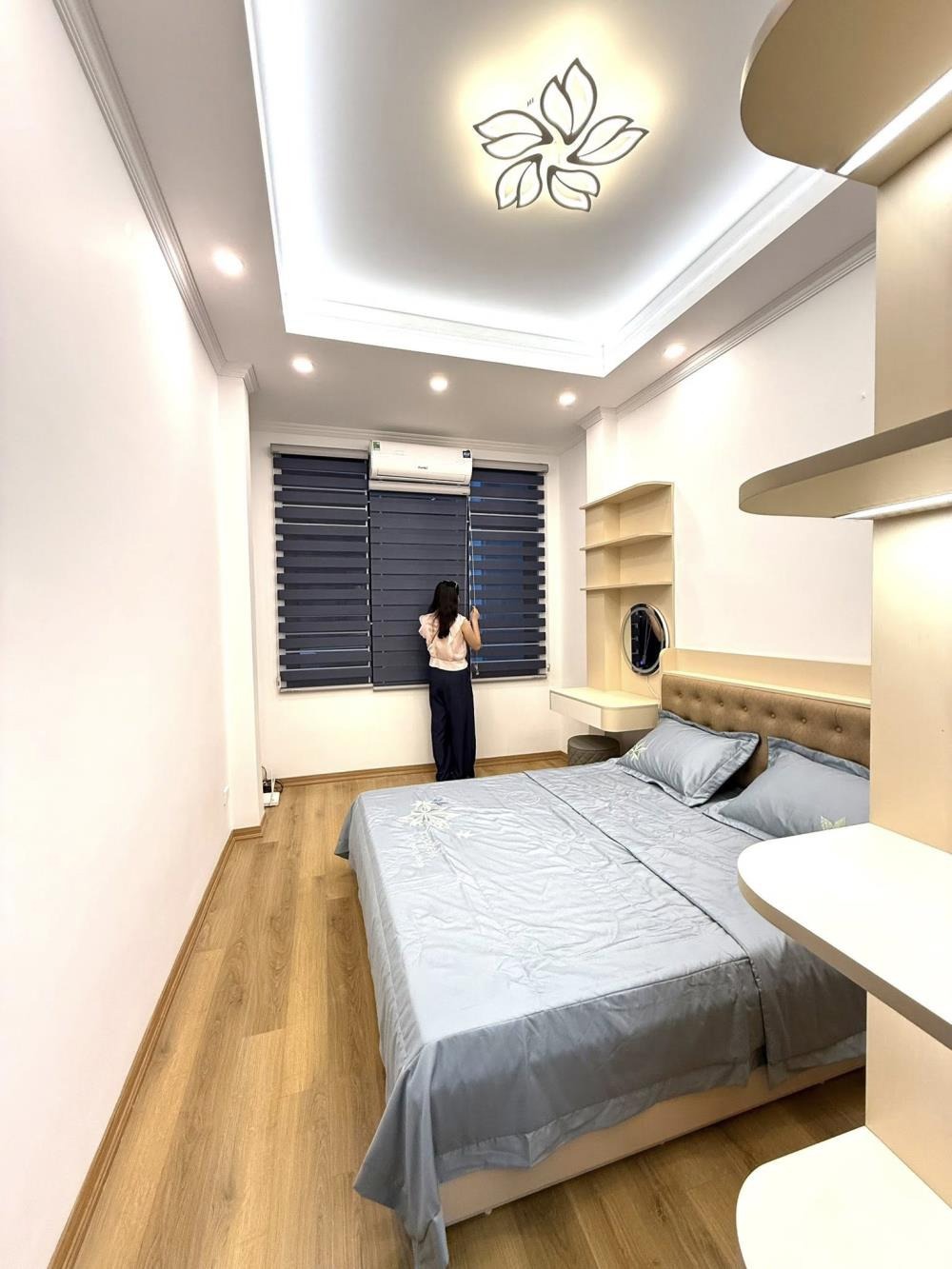 Bán Nhà Vũ Tông Phan Thanh Xuân 37m2, 4 Tầng, 4m Ôtô, Thiết Kế Hiện Đại