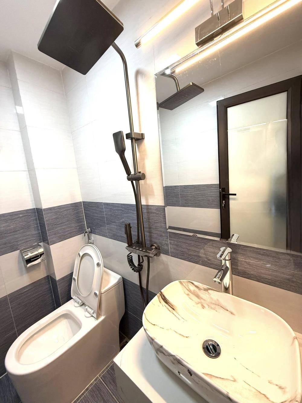 Bán Nhà Vũ Tông Phan Thanh Xuân 37m2, 4 Tầng, 4m Ôtô, Thiết Kế Hiện Đại