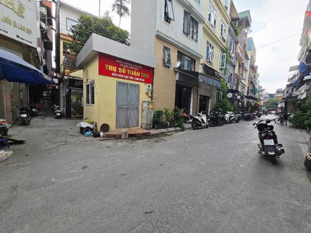 Nhà Hai Bà Trưng - Vị trí đẹp, Full Nội Thất - Giá Tốt