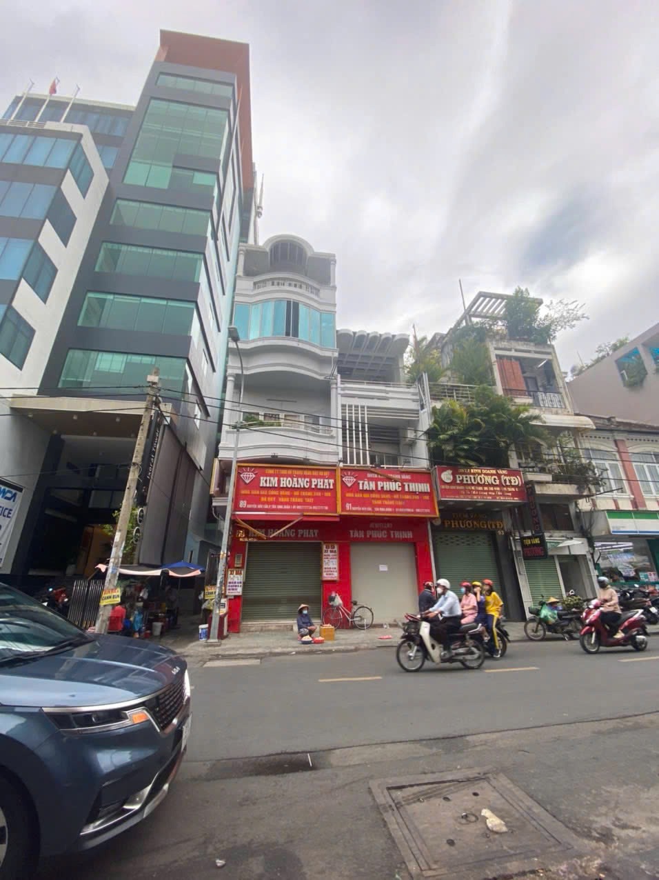 Bán Nhà Góc 2 Mặt Tiền Quận 1 - Vị Trí Đắc Địa, Sinh Lời Cao