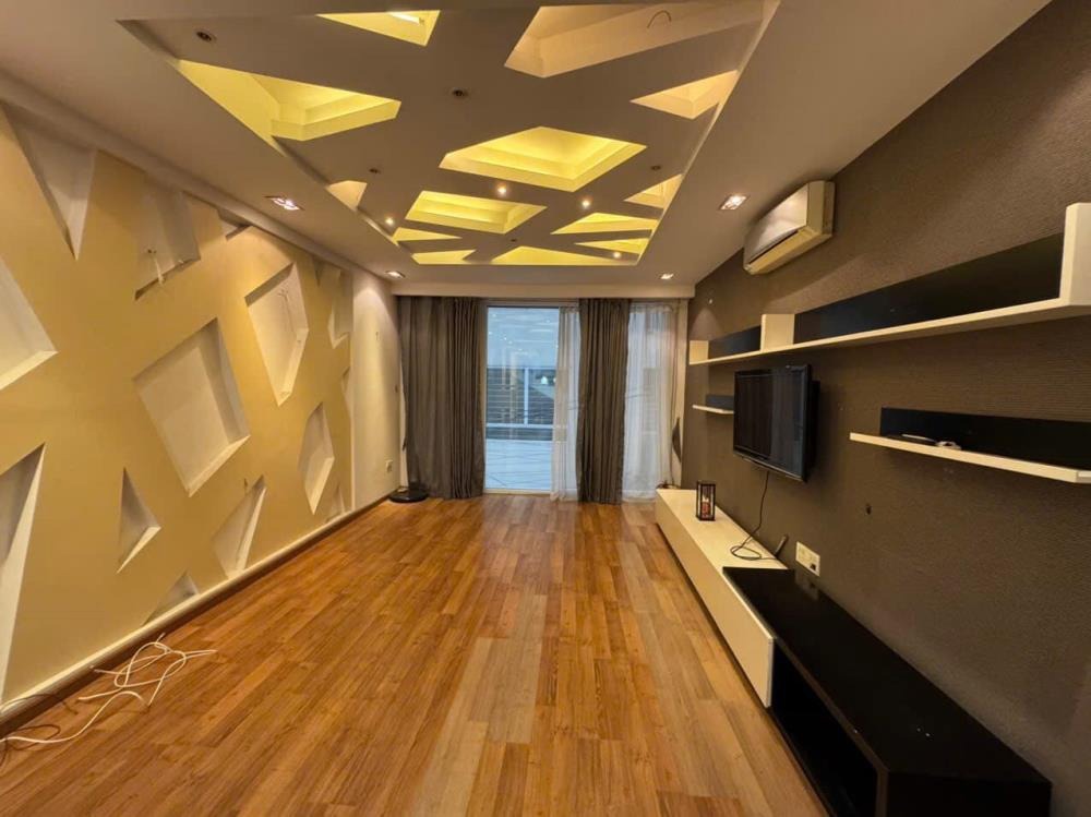 Bán Nhà P/Lô Ô Tô Ba Đình 80m2 - 5T - Lô Góc - 3 Thoáng - 31 tỷ