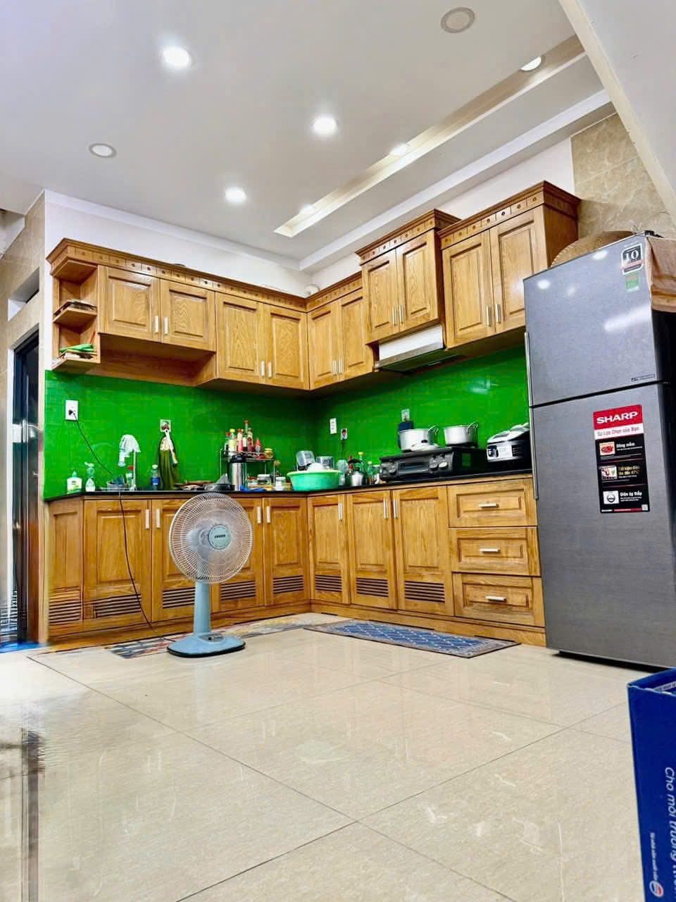Nhà Khu VIP Quận 12: 1 Trệt 1 Lửng 2 Lầu - Vị Trí Đắc Địa