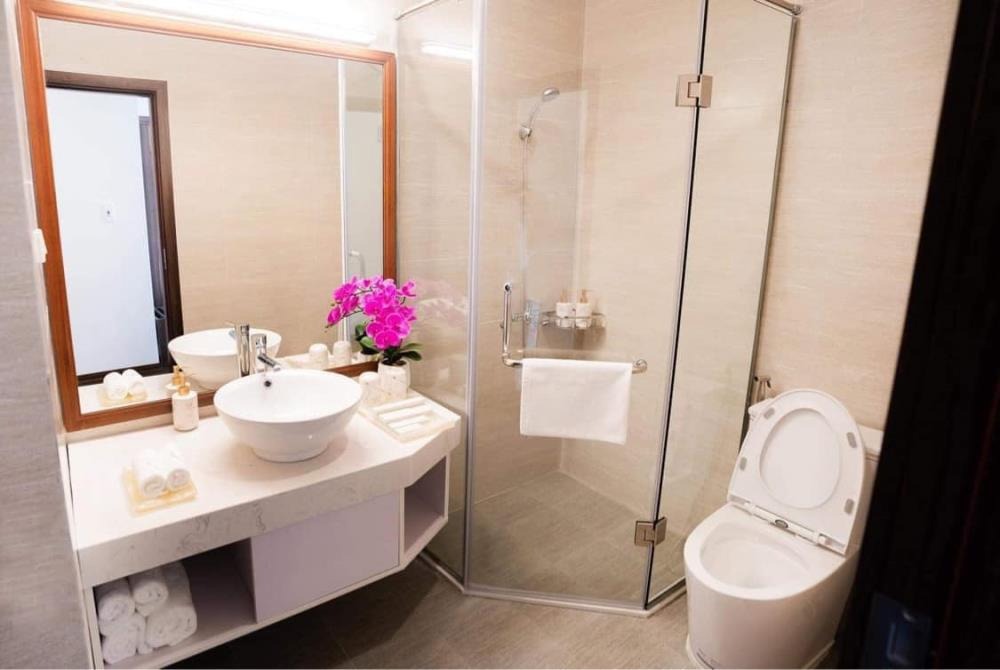 Bán Nhà Mặt Phố Trần Thái Tông, Cầu Giấy - Vị Trí Đắc Địa, Kinh Doanh Đỉnh Cao