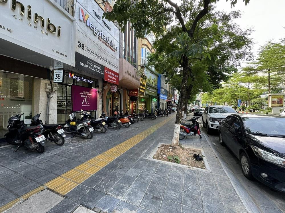 Bán Nhà Mặt Phố Trần Thái Tông, Cầu Giấy - Vị Trí Đắc Địa, Kinh Doanh Đỉnh Cao