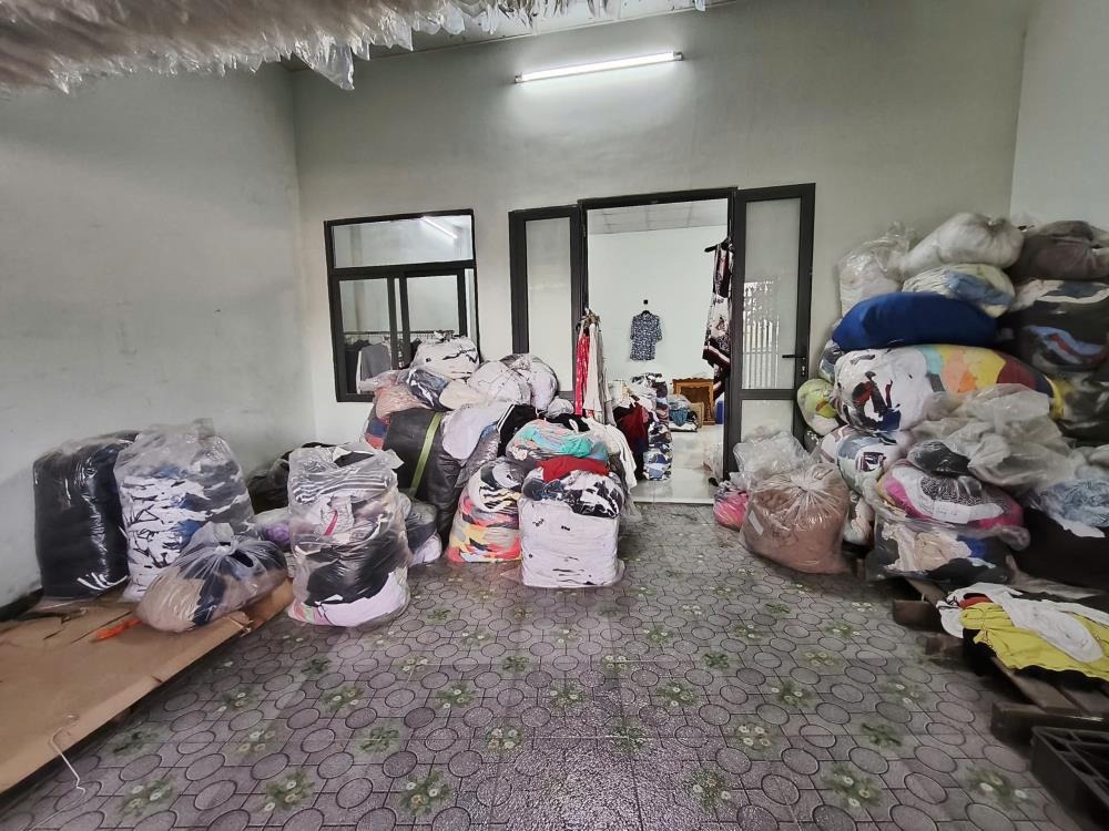 Bán Gấp Nhà 2 Tầng, BTCT, Linh Đông, Thủ Đức - Giá Tốt, Pháp Lý Sạch