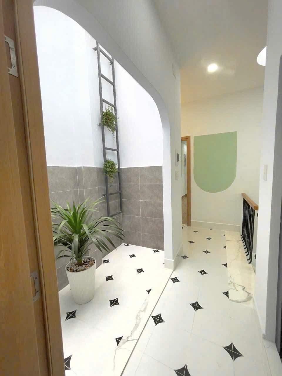 Bán Nhà Đẹp Tân Phú: 4x14, 1 Lầu, 3 Phòng Ngủ, Giá 5.98 Tỷ