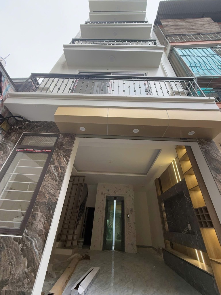 💥Nhà Mới Đông Tác - 20m Ô Tô - Vincom - 5 Tầng Thang Máy