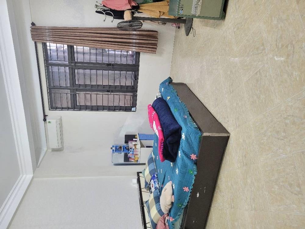 Bán nhà 4 tầng Ngọc Lâm - Long Biên: 5PN, 33m², MT 4.2m - Giá 5.15 tỷ