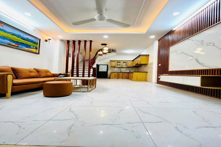 BÁN NHÀ TẠI QUANG TRUNG YÊN NGHĨA HÀ ĐÔNG DT 30M2 THỰC 57M2. MT 5,7M CHÀO GIÁ 5TY290