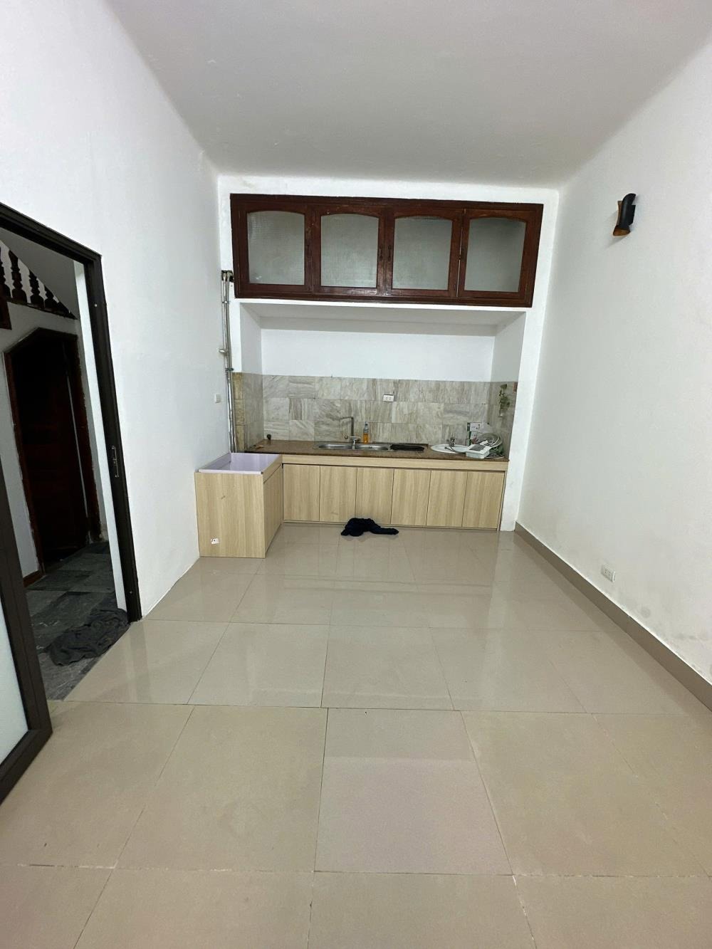 Cho Thuê Nhà 3 Tầng Trung Kính - Cầu Giấy | Giá 18tr/Tháng