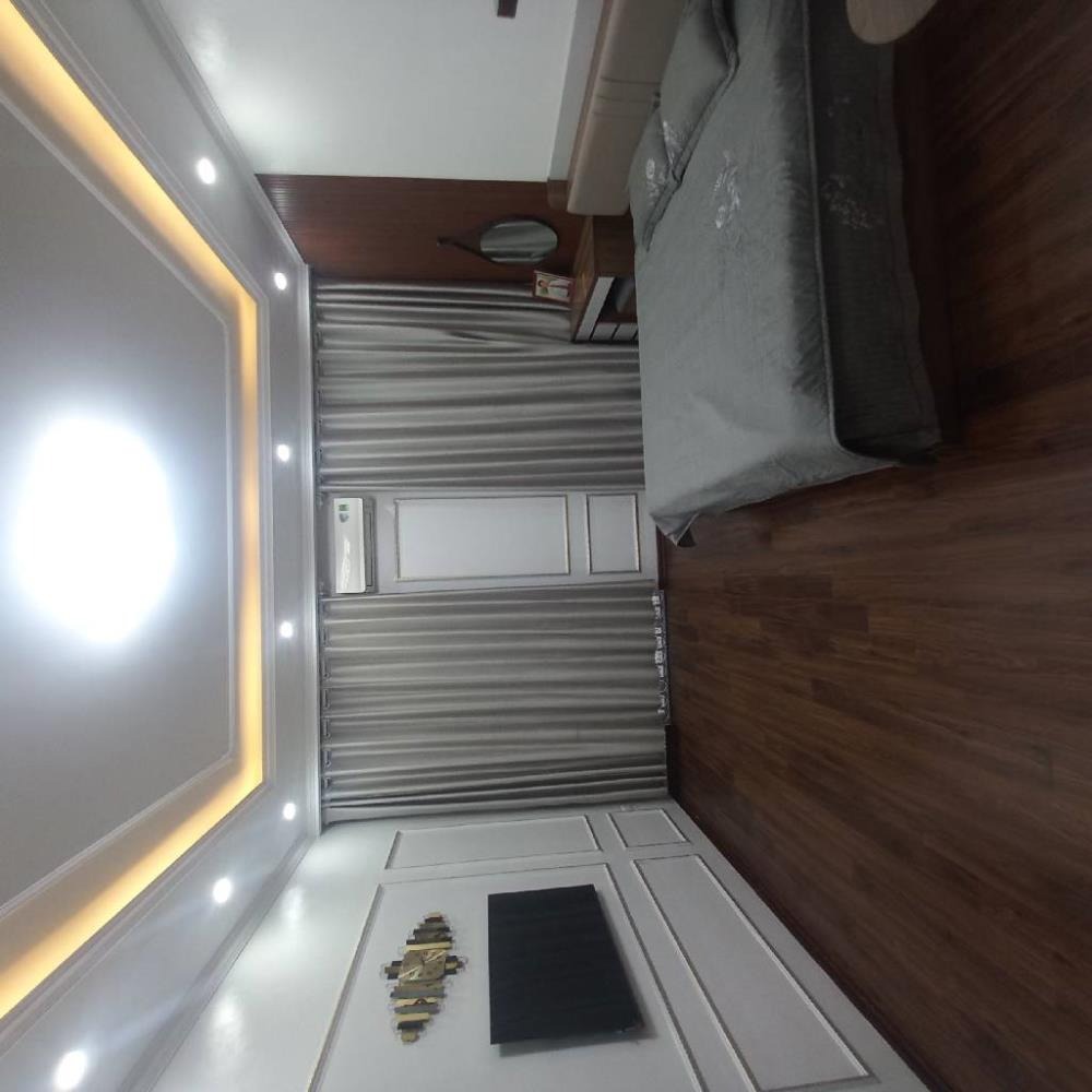 Bán nhà 5 tầng khu đô thị Dương Nội, Hà Đông: 100m² - Mặt tiền 5m - Giá Tốt
