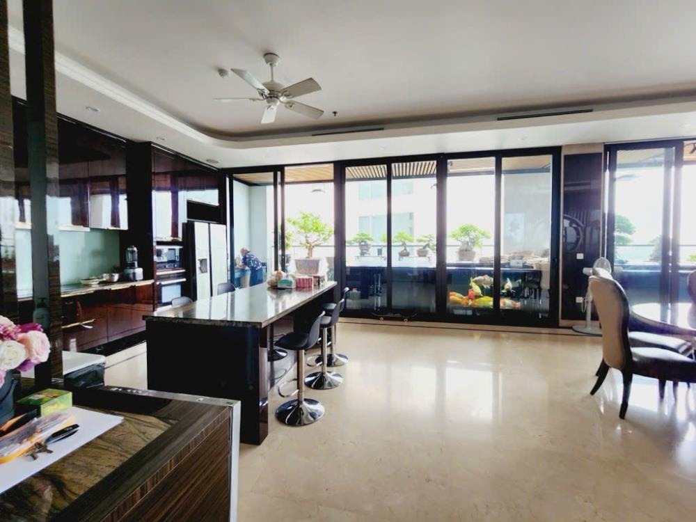 Chính chủ bán Penthouses View Sông Hồng - Hồ Tây - Vị trí đắc địa
