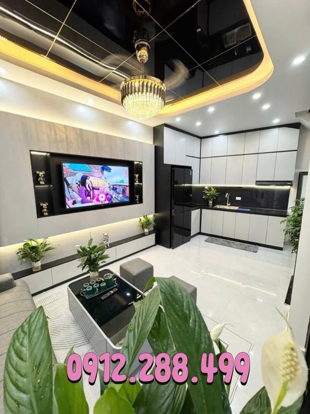 Nhà 4 Tầng, 3PN, Ngõ Thông, Gần Phố - Trần Khát Chân - 6.68 Tỷ