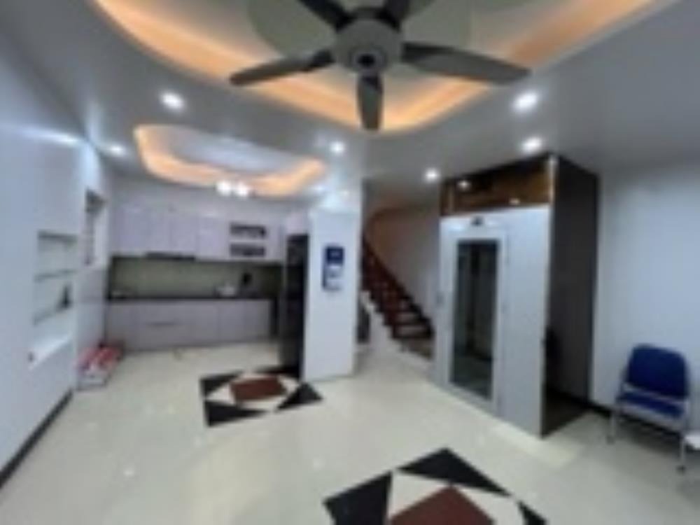 Bán Nhà Phố Xã Đàn - Vị trí đẹp, 50m ra phố, Tiện ích đầy đủ - Giá 10.9 tỷ