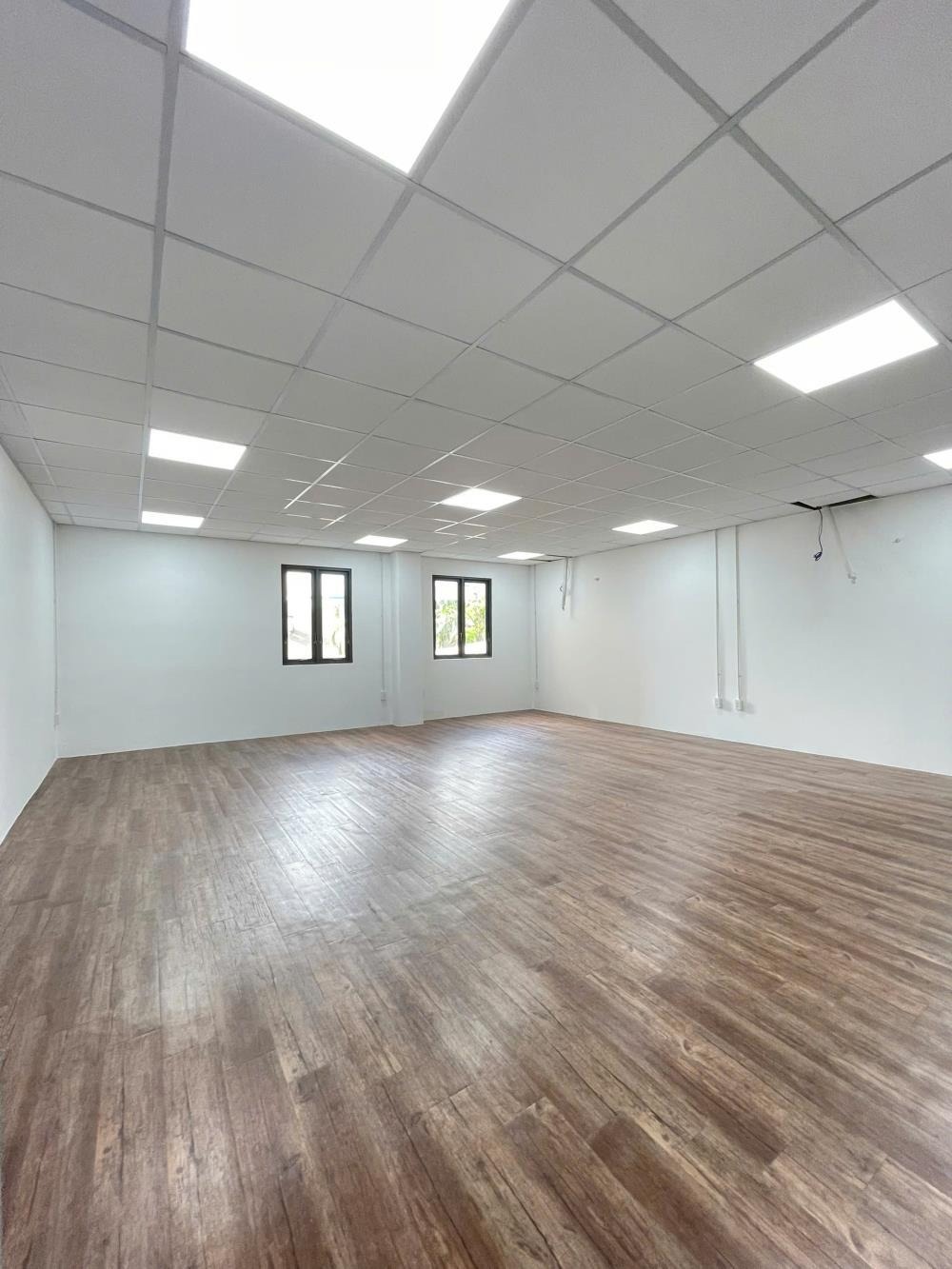 Cho Thuê Văn Phòng Giá Rẻ Mặt Tiền Lê Văn Sỹ, Quận Tân Bình