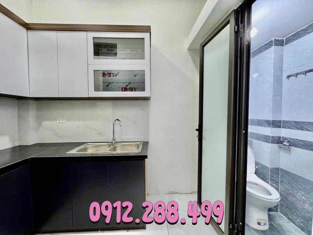 Nhà Phố Vọng, Hai Bà Trưng: 30m², 3PN, 6.05 tỷ, Gần Đại Học & Ô Tô