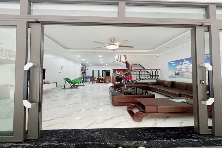 Nhà Trung Tâm Phường Xuân Hòa – Gần Chợ – Nhà Đẹp, Công Năng Đầy Đủ – Giá Hơn 3 Tỷ
