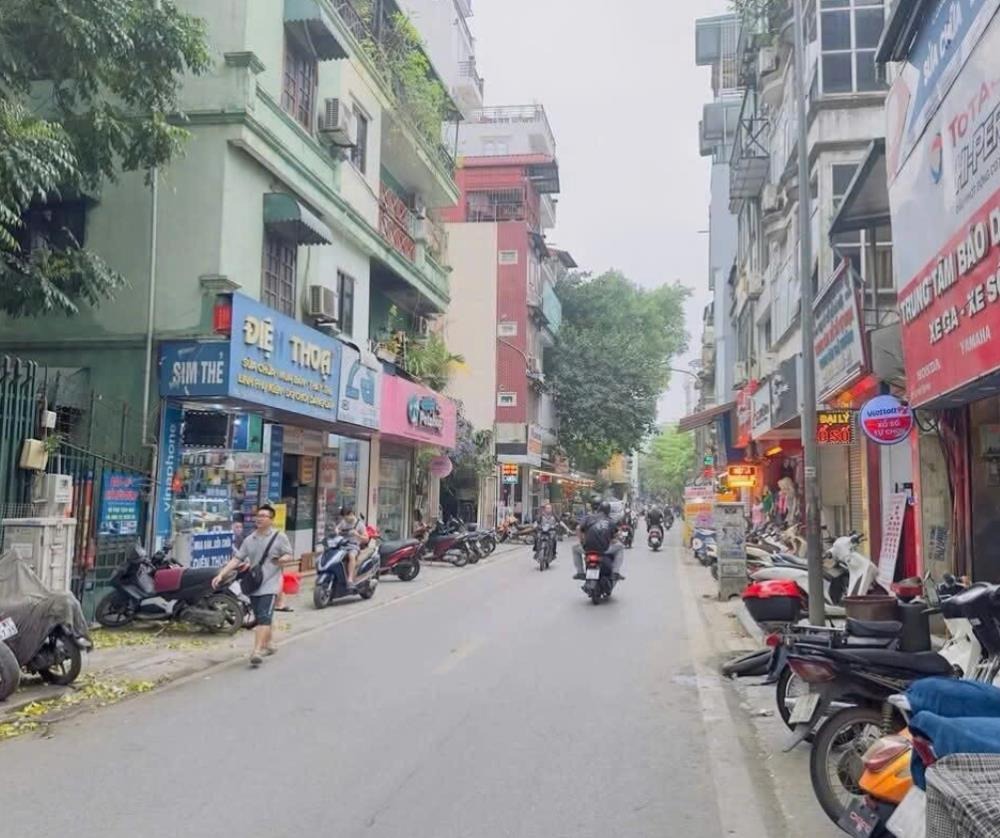 Bán Nhanh Nhà Mặt Phố Yên Phụ - View Hồ, Dòng Tiền Tốt, Kinh Doanh Đỉnh