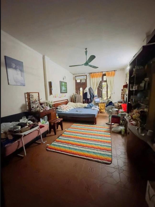 Bán Nhanh Nhà Mặt Phố Yên Phụ - View Hồ, Dòng Tiền Tốt, Kinh Doanh Đỉnh