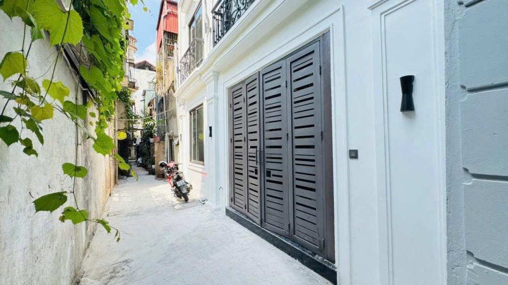 Nhà Thang Máy, 6 Tầng, Ngõ 169 Thái Hà - Giá 12.8 Tỷ