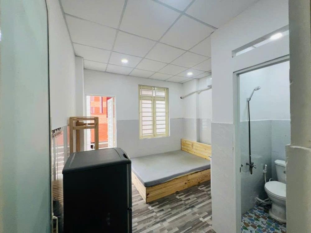 Bán Nhà 4 Tầng, Thu Nhập Cao 252 triệu/năm - SHR - Gần EMart Phan Huy Ích