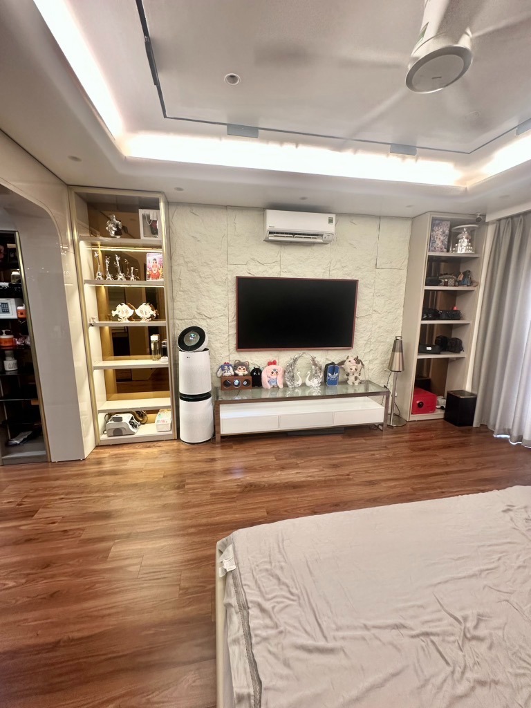 Siêu phẩm lô góc 7 tầng thang máy, 62m², Hoàng Mai - Nội thất cao cấp, ô tô vào nhà