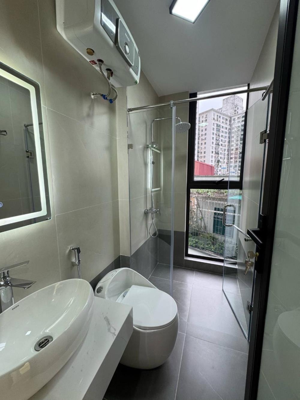 Hoàng Mai - 55m² x 7 Tầng - Mặt Ngõ Rộng | Gara Ô Tô | Kinh Doanh