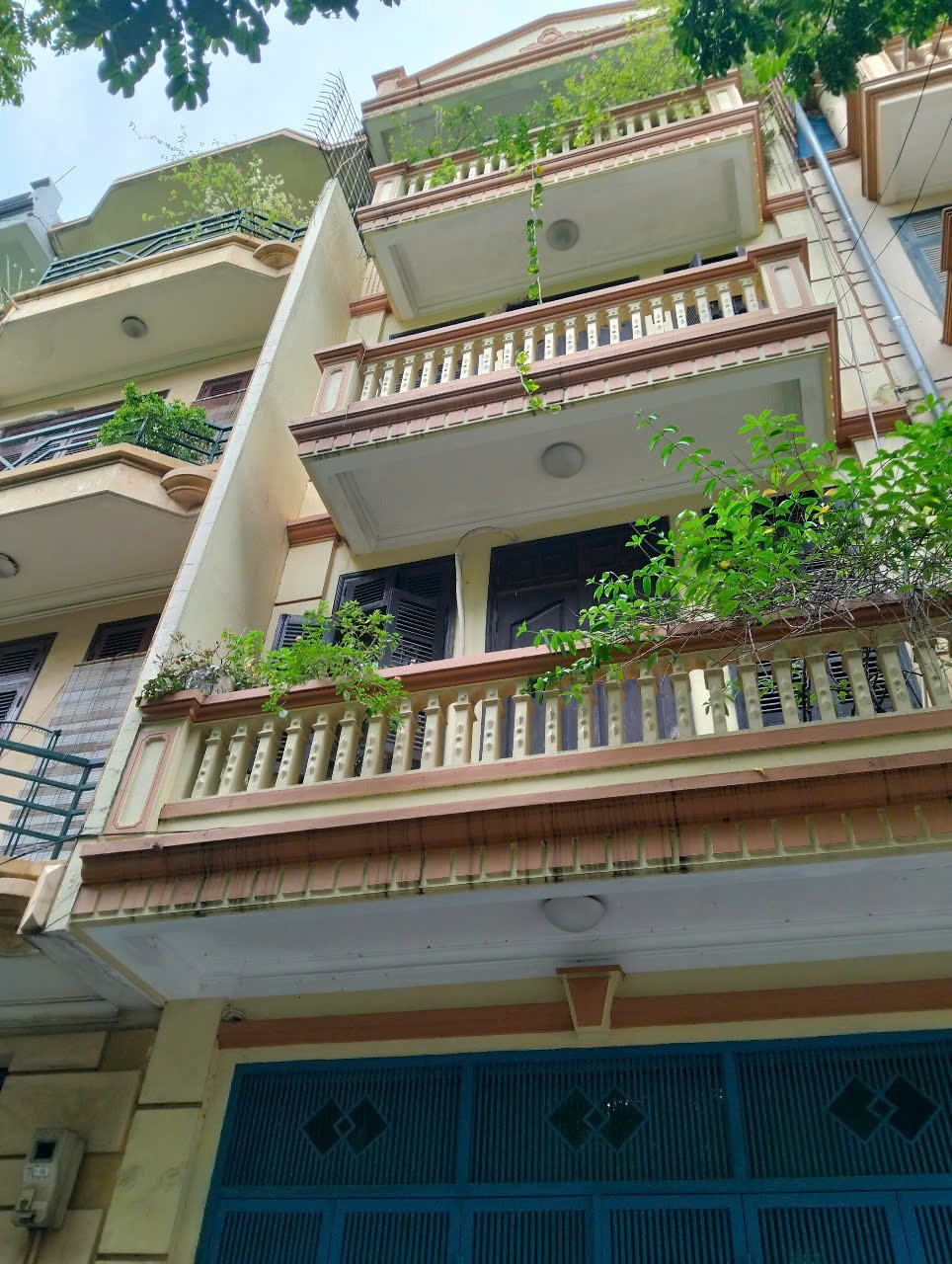 Bán nhà phố Tây Sơn 56m² x 4 tầng, MT 4.1m, giá 19 tỷ - Quận Đống Đa