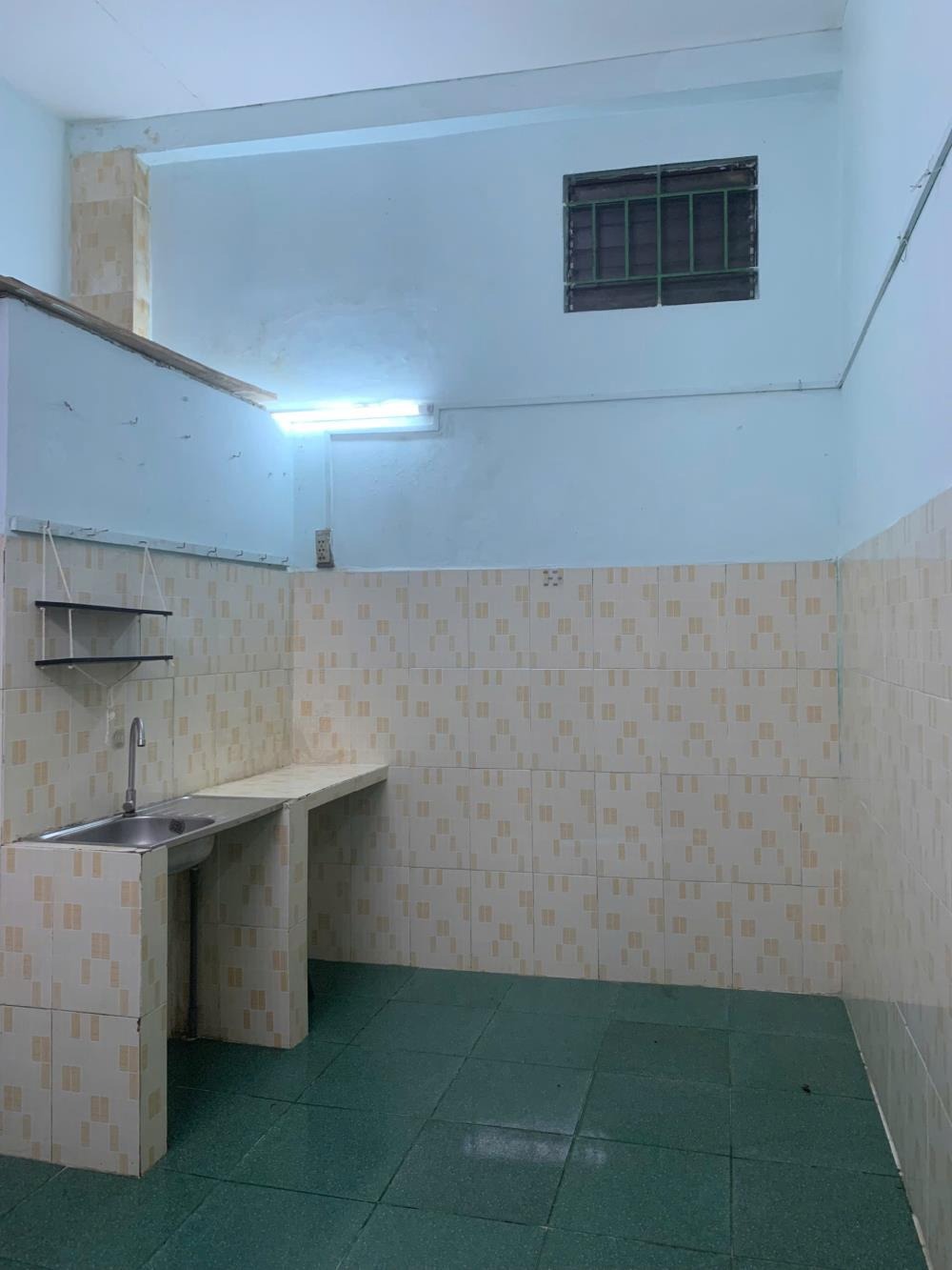 Cho Thuê Nhà 32m2, Camera An Ninh, Gần Chợ, Trường Quận 8