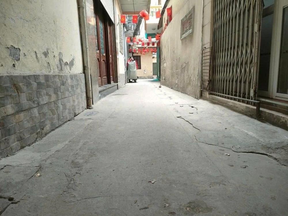 Hiếm - Bán nhà Hoàng Mai - 54m2 - 5m ra phố - 9.7 tỷ - Ở ngay