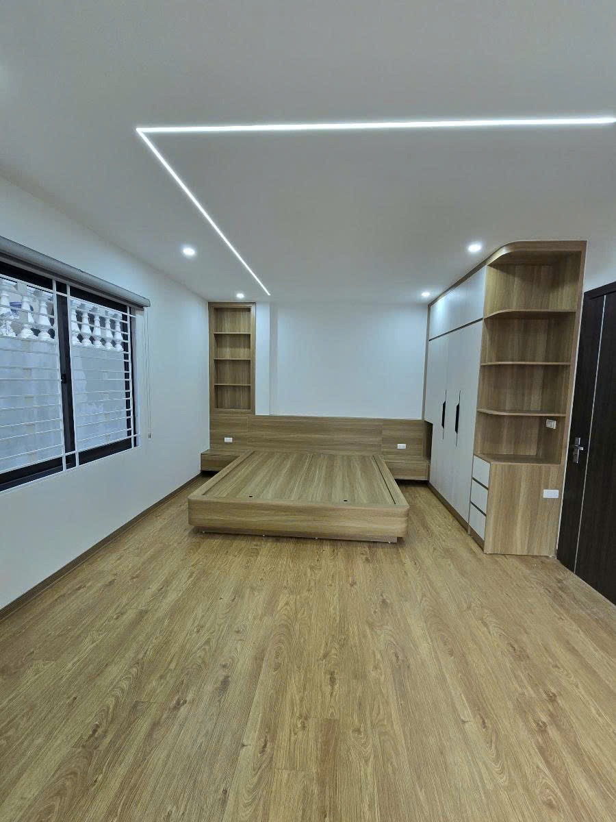 Bán nhà phố Thái Hà 38m2, 6 tầng, thang máy, nội thất full, giá 10 tỷ+