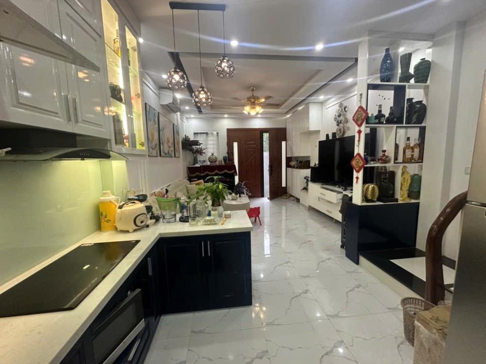 Nhà Góc 4 Tầng, Nội Thất Cao Cấp, Full Option - Giá 6 Tỷ