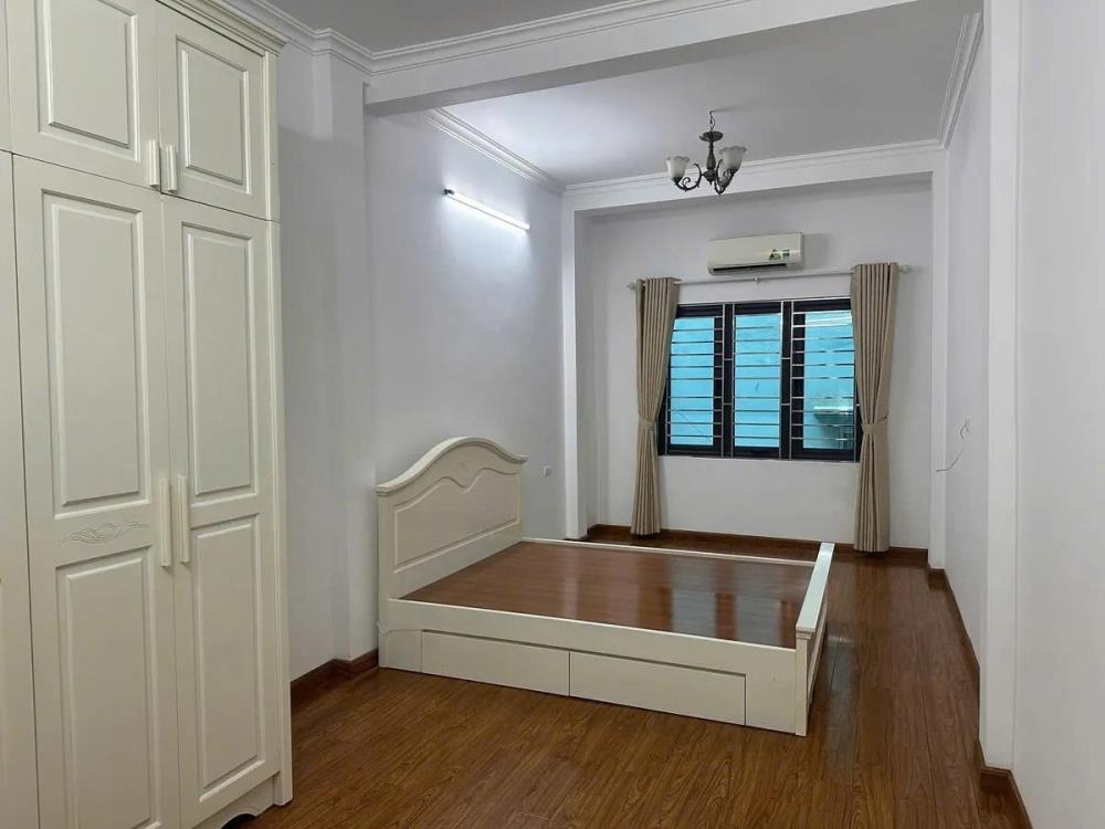 Cắt Lỗ Mặt Ngõ Lê Trọng Tấn: 35m², 3.5m MT, Ô Tô Kinh Doanh, 13 tỷ