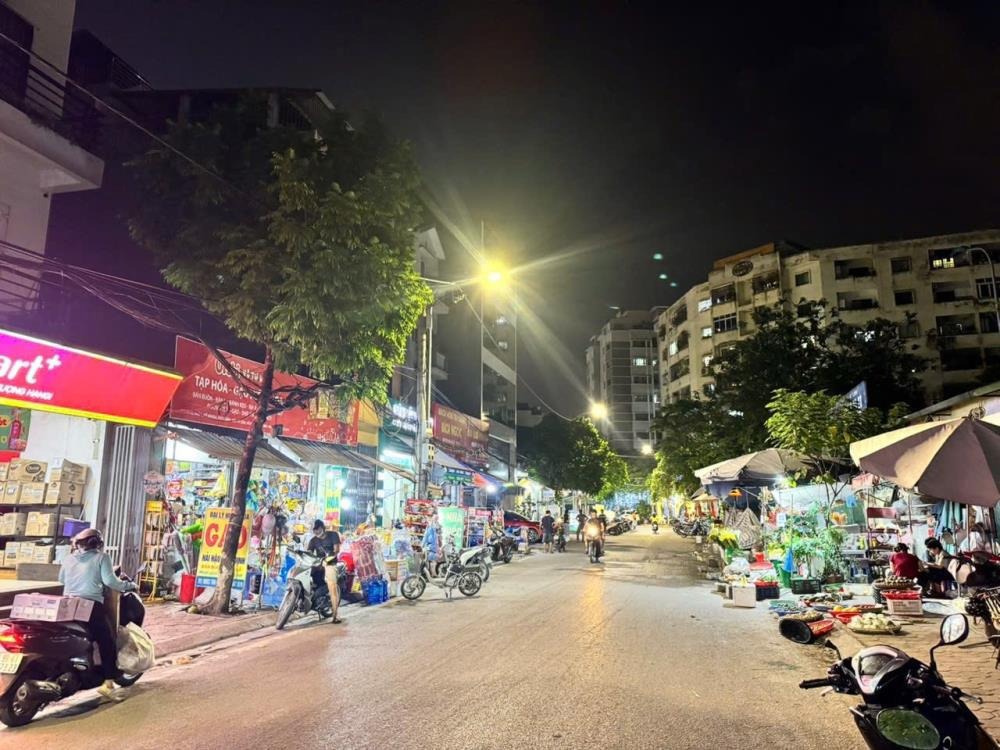 Bán Đất Xuân Đỉnh - 101m² Mặt Tiền - Vị Trí Đắc Địa - Giá Tốt