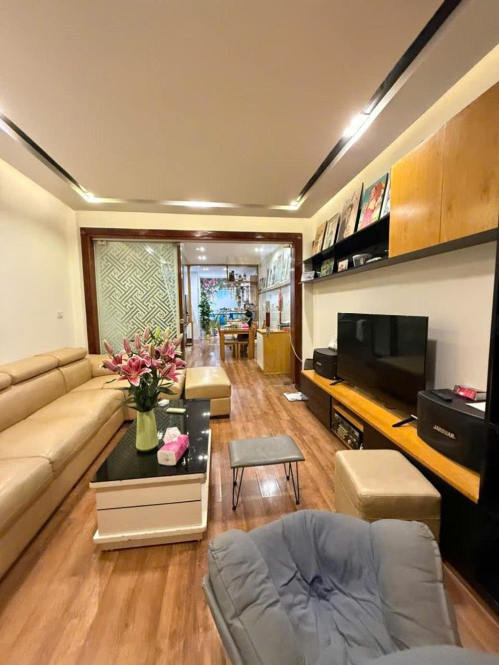 Bán nhà Mễ Trì, Nam Từ Liêm: Ngõ Thông, Ô Tô Tránh, Kinh Doanh Sầm Uất - Giá 17.8 tỷ