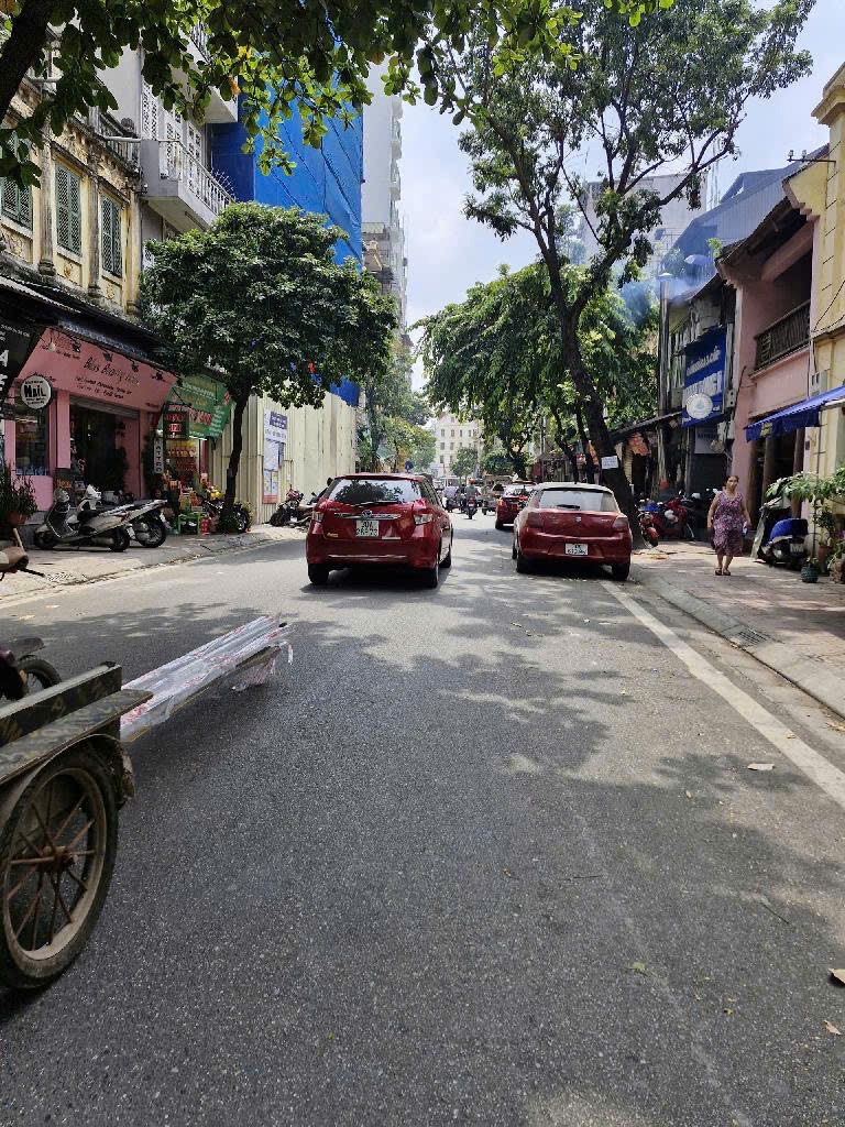 Bán nhà mặt phố Hàng Than, Ba Đình - 56.5 tỷ - Kinh doanh đỉnh cao
