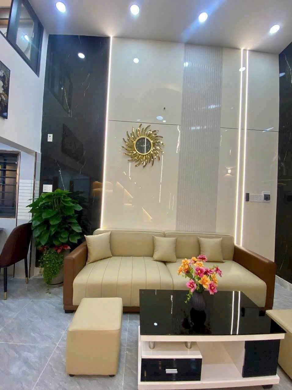 Nhà Đẹp 2 Tầng HXH Gò Vấp - Giá 4.1 Tỷ Thương Lượng