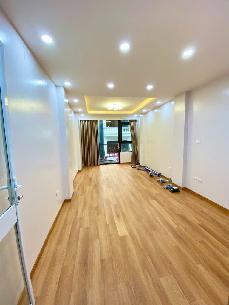 Nhà Mặt Phố Tô Vĩnh Diện 6 Tầng - Vị Trí Đắc Địa - Kinh Doanh/Ở - Cho Thuê